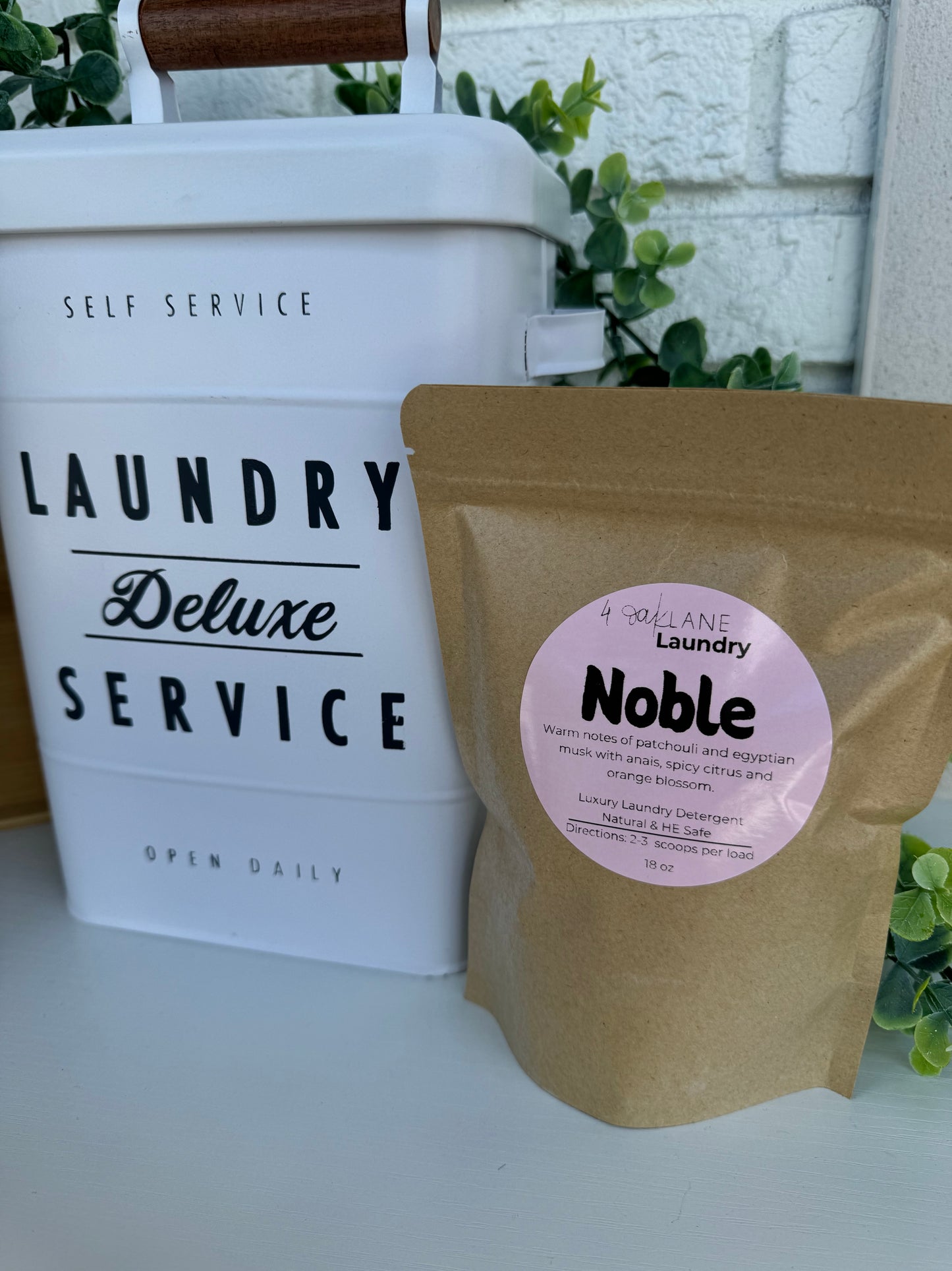 4 Oak Lane Luxury Laundry Detergent - Noble