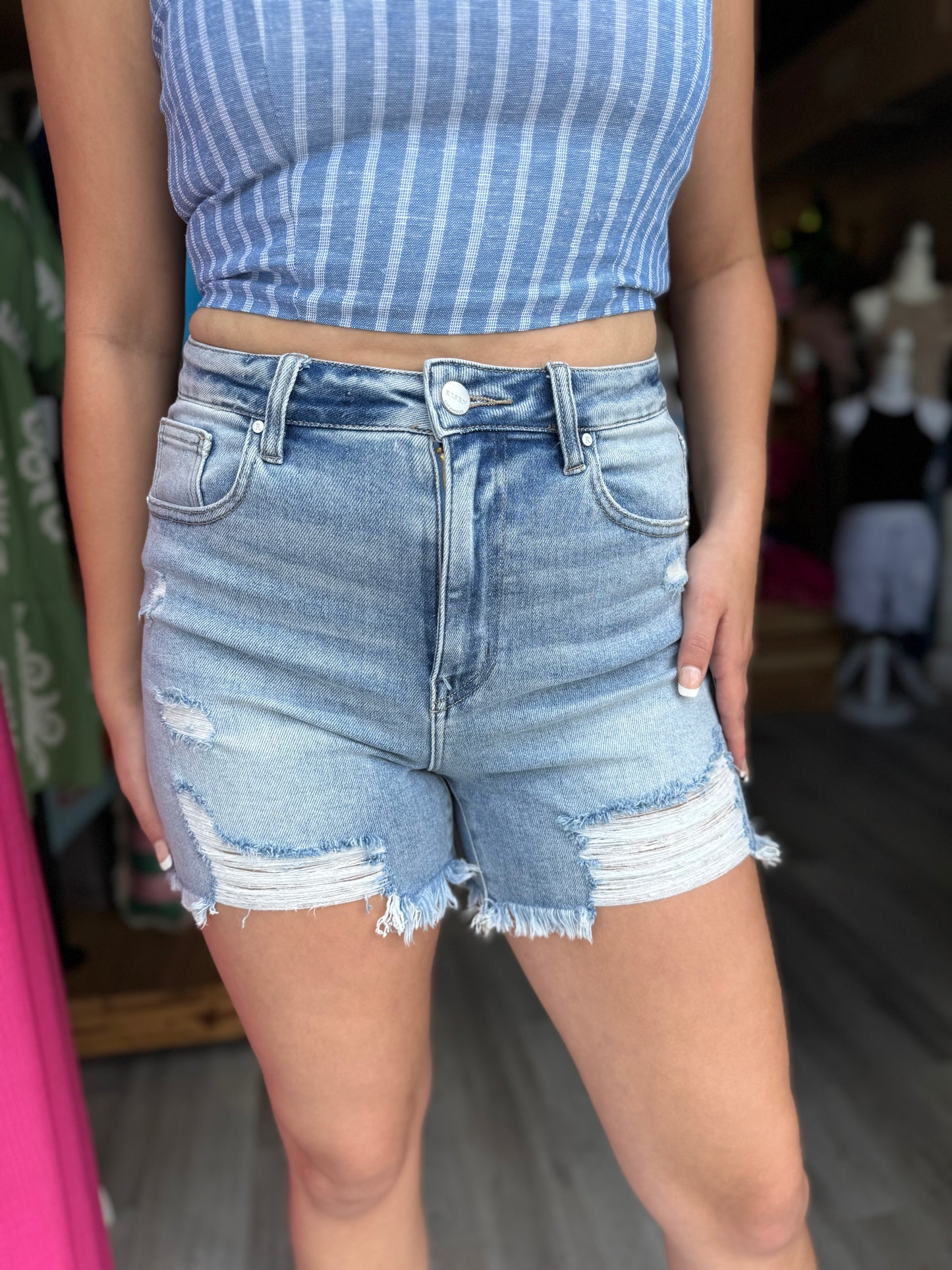 The Marianna Shorts - Light Wash