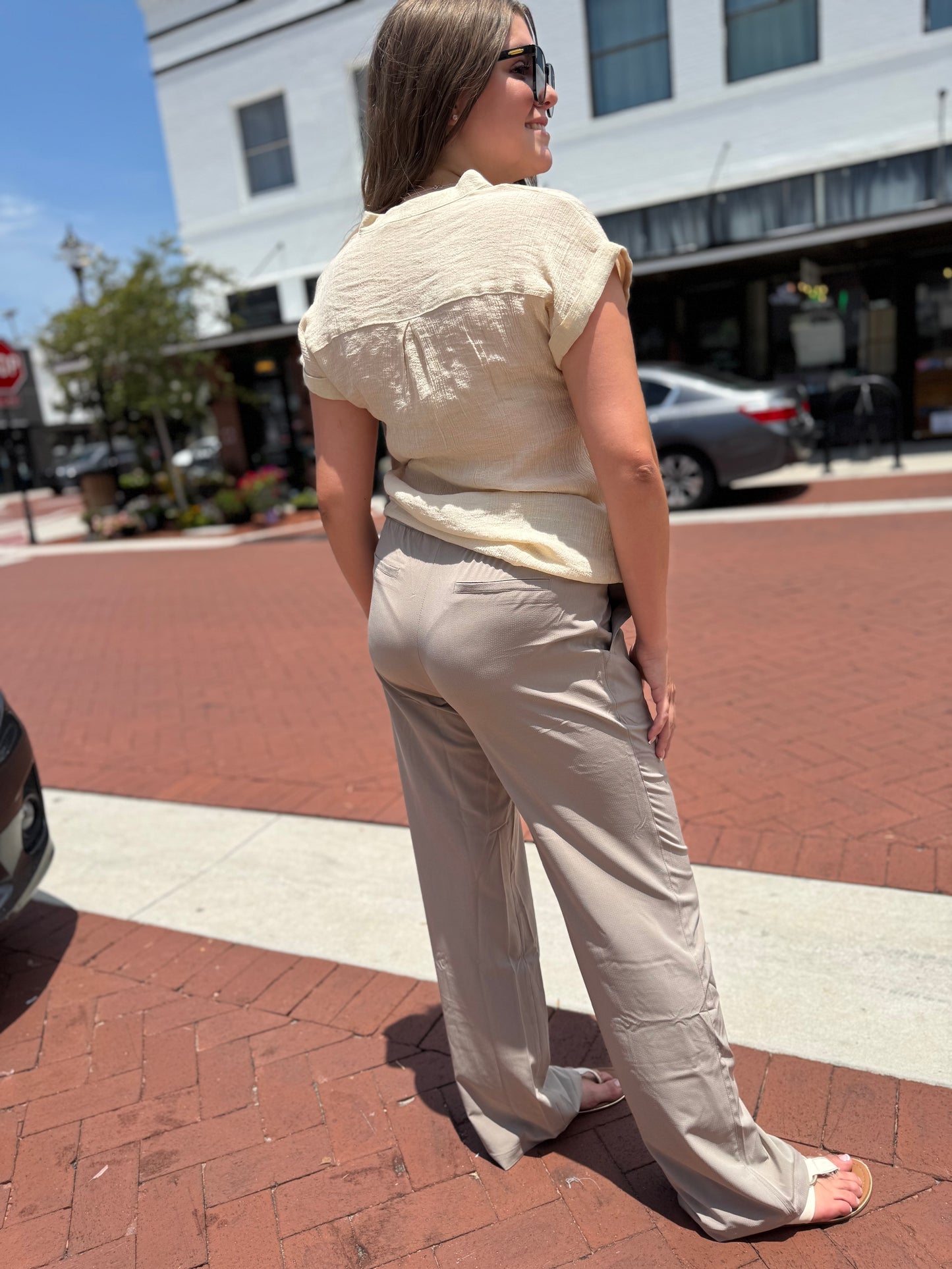 The Sunny Side Trousers - Taupe