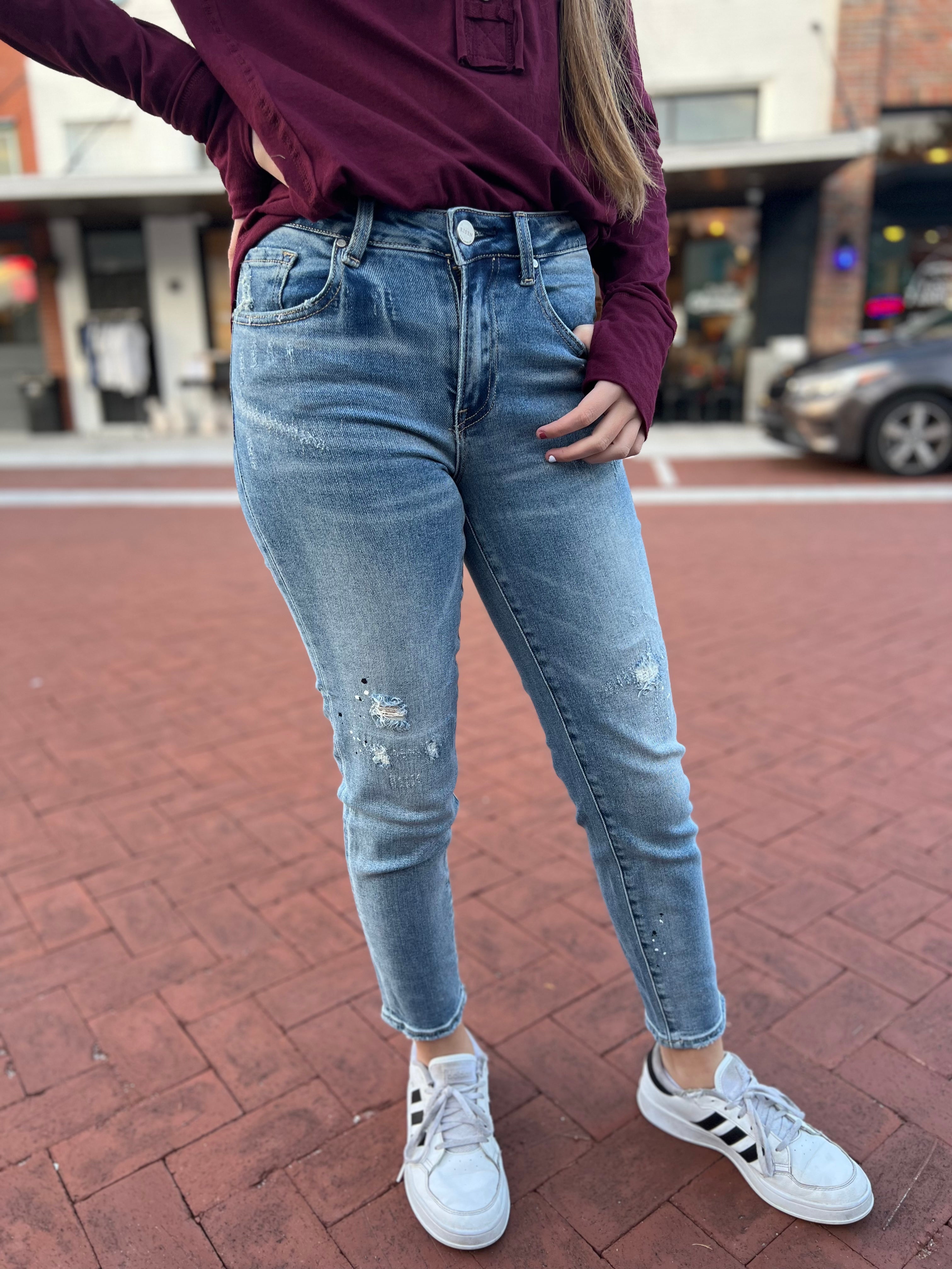 Lulu Mid Rise Tapered Jeans