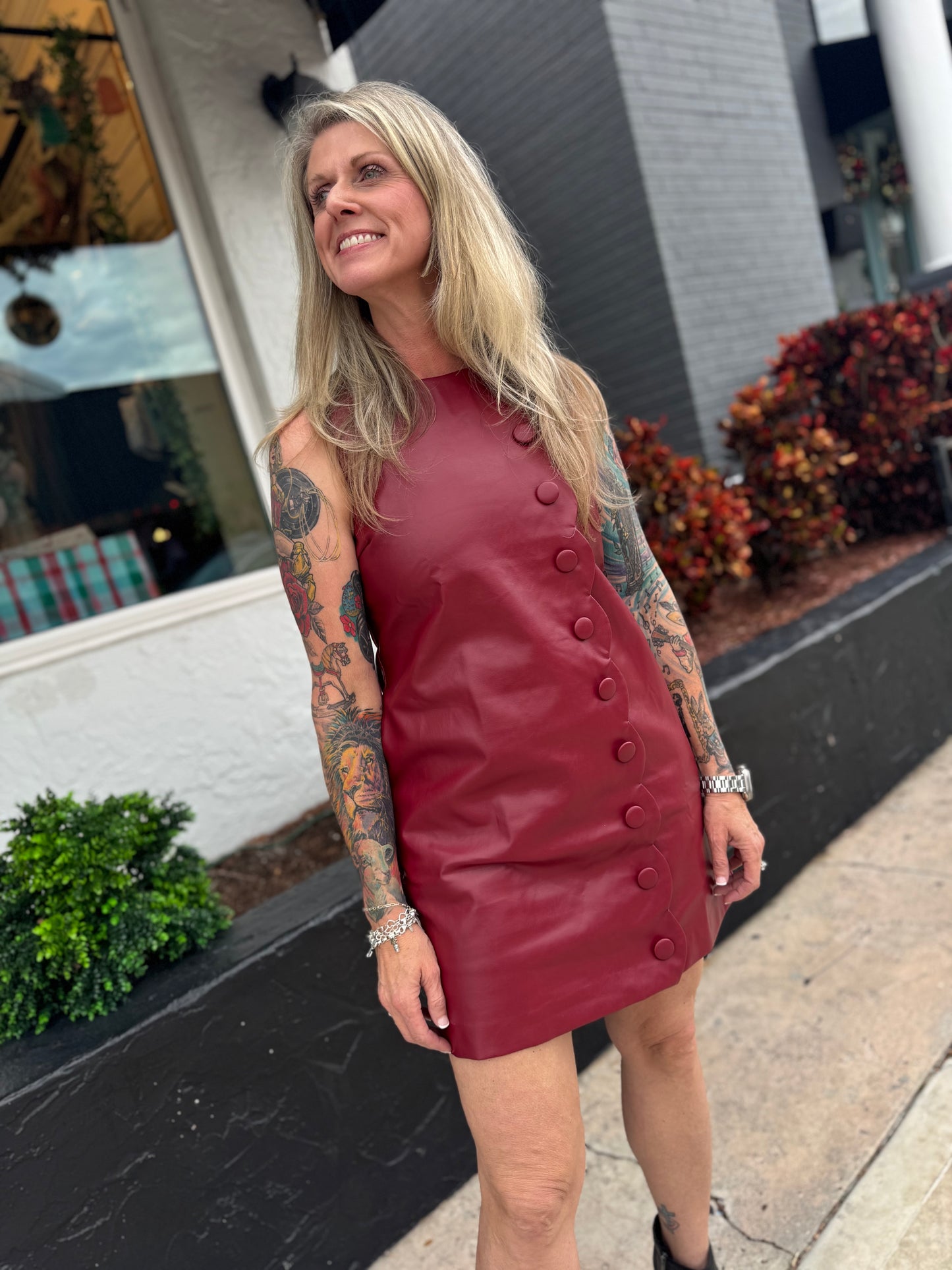 The Sassy Scallop Dress (2 colors)