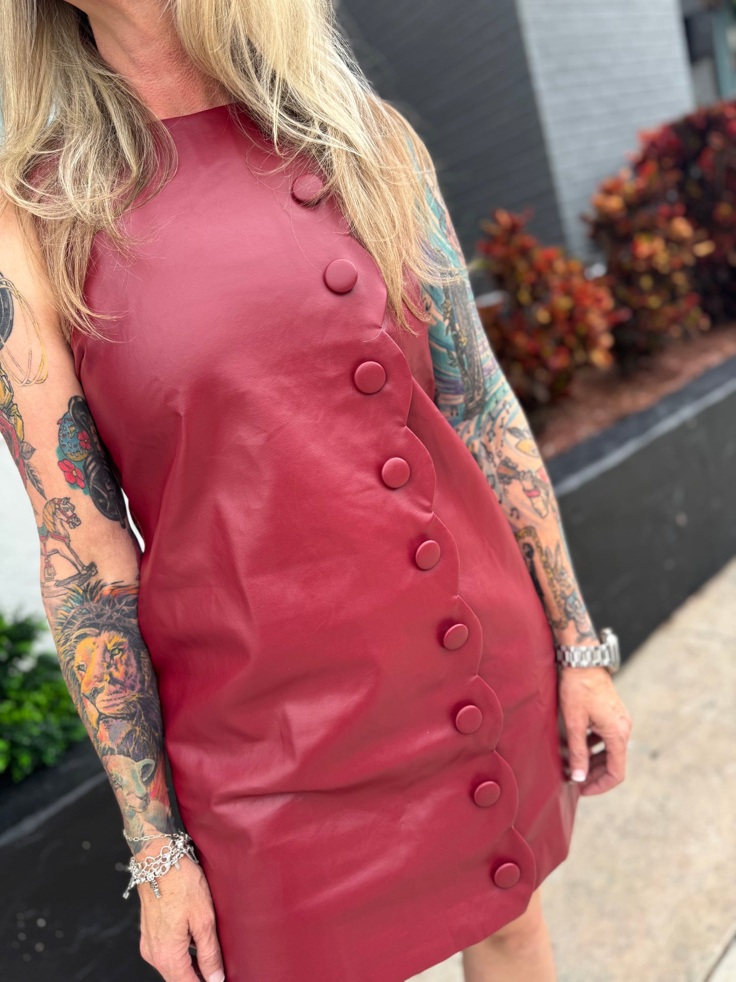 The Sassy Scallop Dress (2 colors)