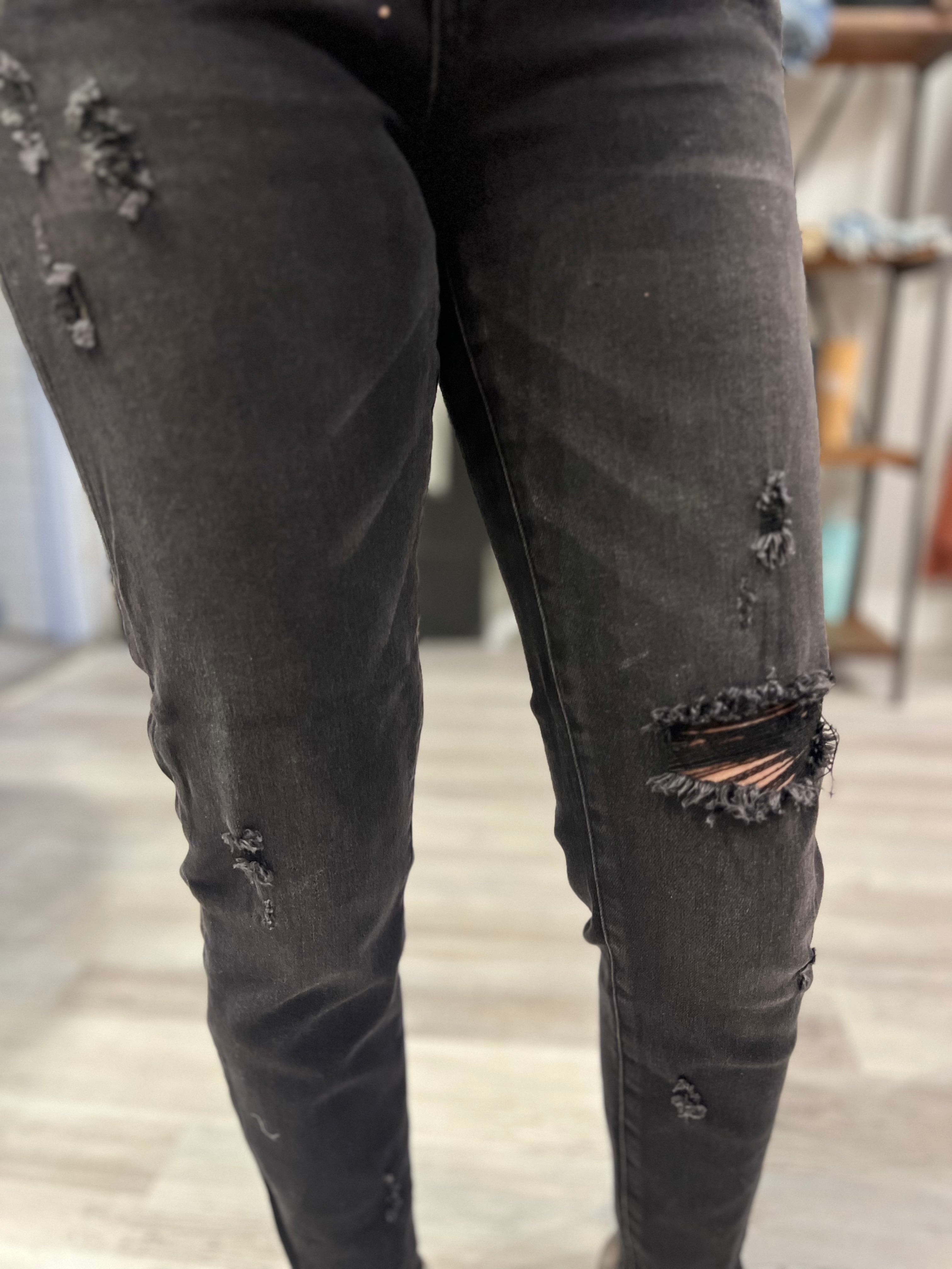 Brianna Mid Rise Tapered Jeans
