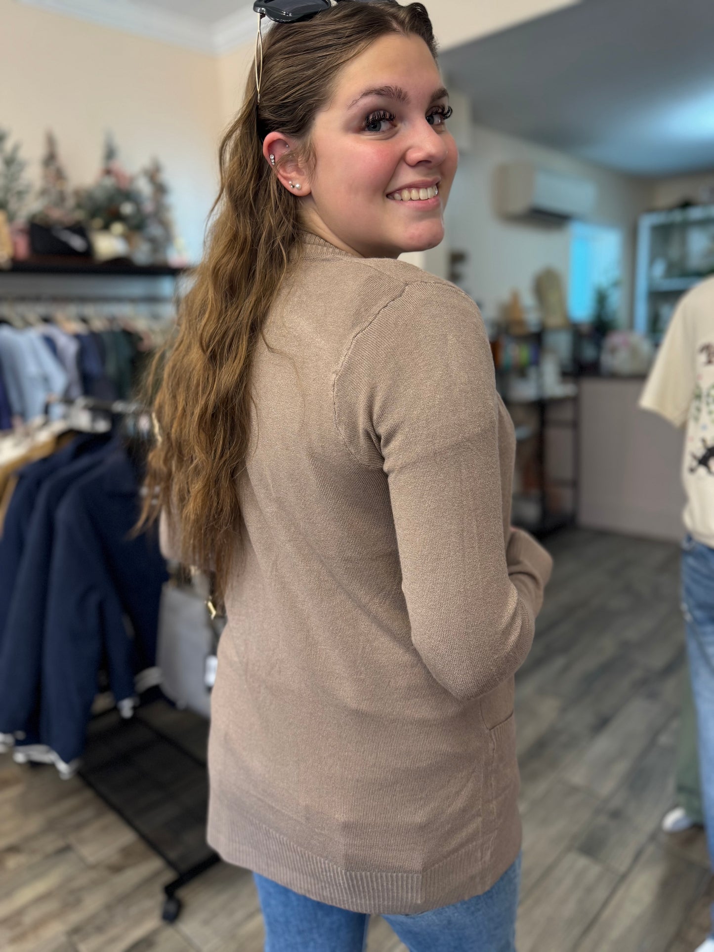 Winter Whisper Cardigan (DB)